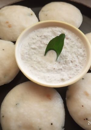 A picture of Instant Rava idli.