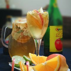 A picture of Saudi Cocktail/Champagne.