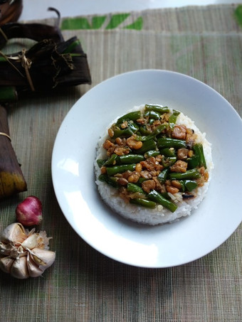 Langkah Mudah untuk Menyiapkan Nasi tim tempe buncis alakadarnya Gampang