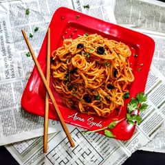 A picture of Spaghetti In Pizza Sauce.