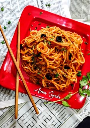 A picture of Spaghetti In Pizza Sauce.