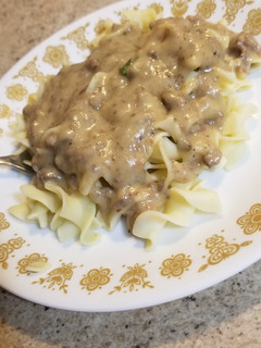 A picture of Beef Stroganoff & Egg Noodles.