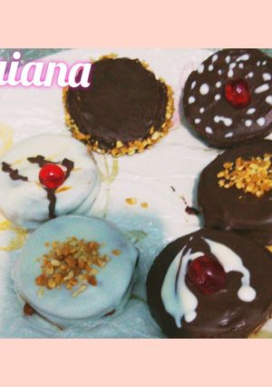 Una foto de Alfajores artesanales!!!