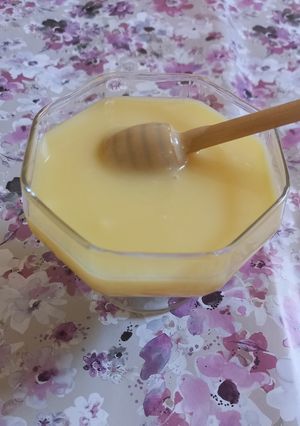 عکسی از دستور شیر عسلی خانگی