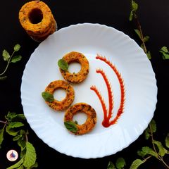 A picture of Rice Donuts.