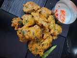 મેથીના ગોટા (Methi Gota Recipe In Gujarati)