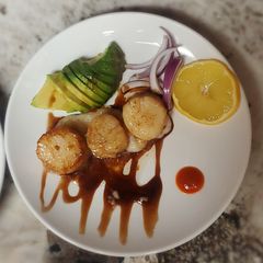 A picture of Vavo Sauce Balsamic Reduction.