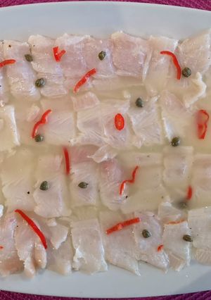 Una foto de Tiradito de lenguado natural