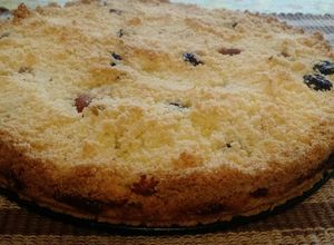 Una foto de Tarta de coco, dulce de membrillo y mix de frutos secos