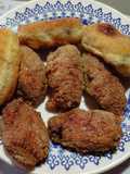Alitas con cajún y bombas de polenta rellenas