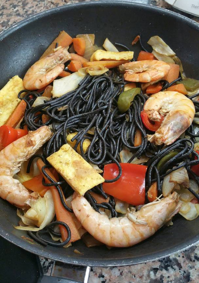 Una foto de 🍜Salteado de vegetales y proteína en Wok🍜