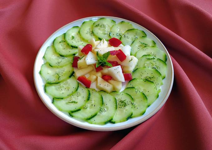 Salade de concombre aux fruits et Tabasco