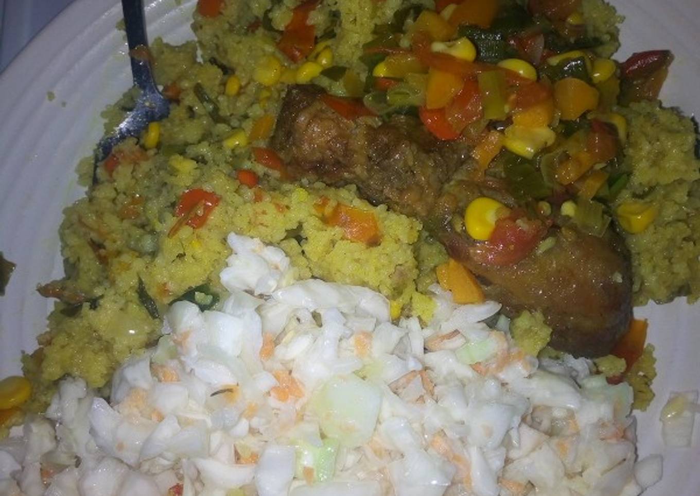 Stirfry Vegetable with couscous, coselaw& fried chicken