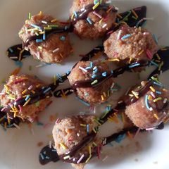 A picture of Cake Pops.
