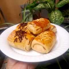 A picture of Bolen Pisang takaran sendok.