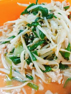รูปของ ผัดถั่วงอก
