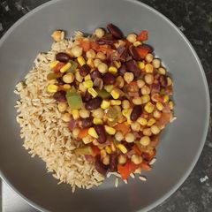 A picture of Spanish Chickpeas.