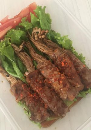 Foto resep Beef Enoki Roll