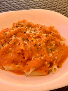 Una foto de Macarrones con salsa de tomate casera
