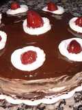 Selva negra con frutos rojos