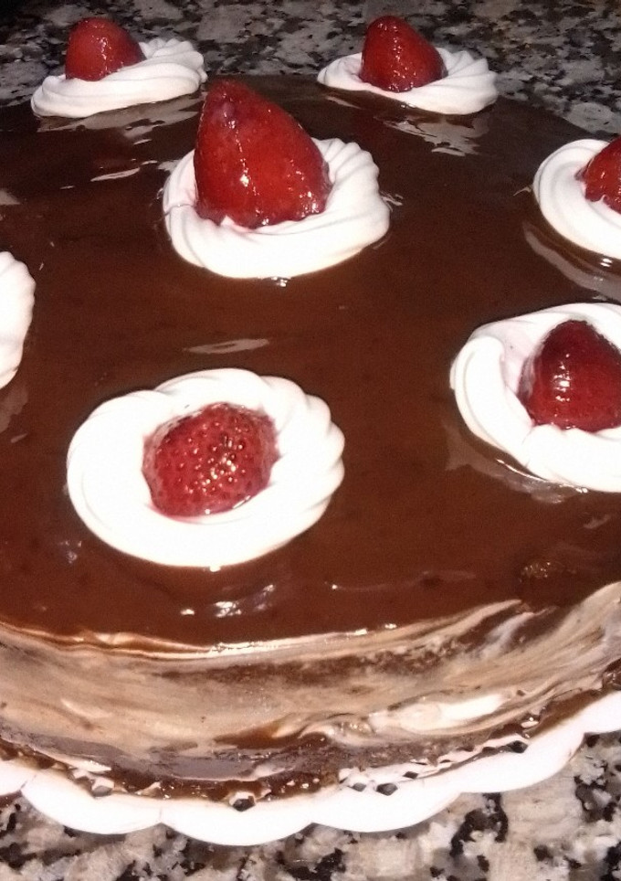 Una foto de Selva negra con frutos rojos