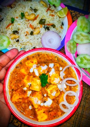 শাহী পনির (Shahi paneer recipe in Bengali) রেসিপির প্রধান ছবি