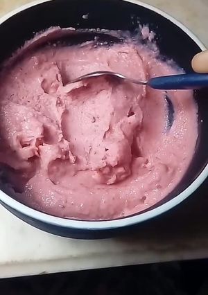 Una foto de Helado Casero de Frutilla