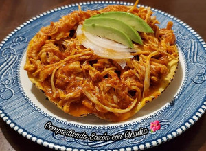 Una foto de Tinga de pollo🌺