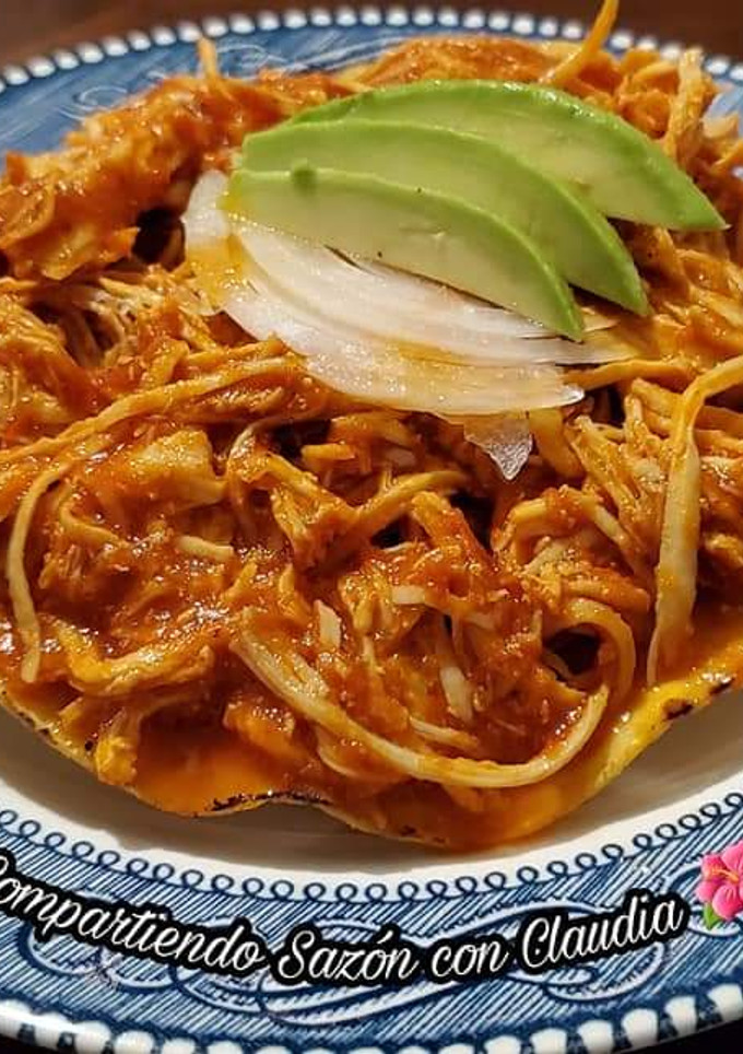 Una foto de Tinga de pollo🌺