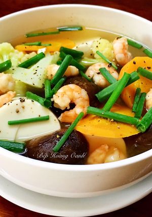 Hình của món Canh Ngũ Vị.