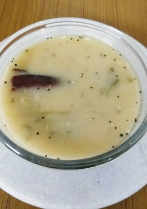 A picture of Gujarati Kadhi.