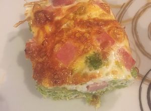 Una foto de Quiche de brócoli con jamón