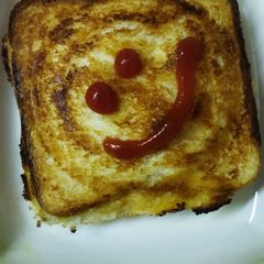 A picture of Aloo bread toast.