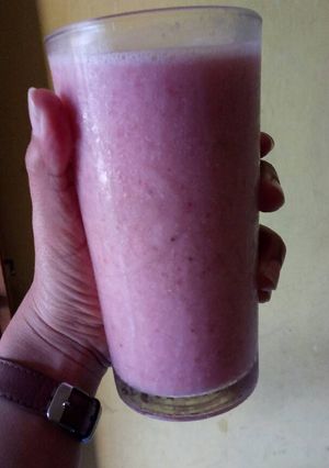 Foto resep Menu Diet 8 (Smoothie Strawberry) utk sarapan
