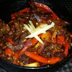 A picture of Stir Fried Beef.