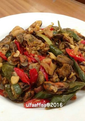 Foto resep Oseng Kerang Asem Pedas