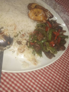 White rice with green pepper soup ainihin hoton girkin