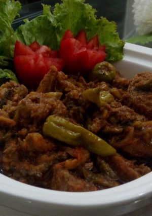 A picture of Karelay Gosht.