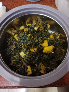 मेथी आलू(methi aloo recipe in hindi) रेसिपी मुख्य फोटो