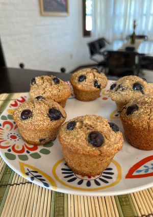 Una foto de 🫐 MUFFINS DE AVENA Y ARÁNDANOS 🫐