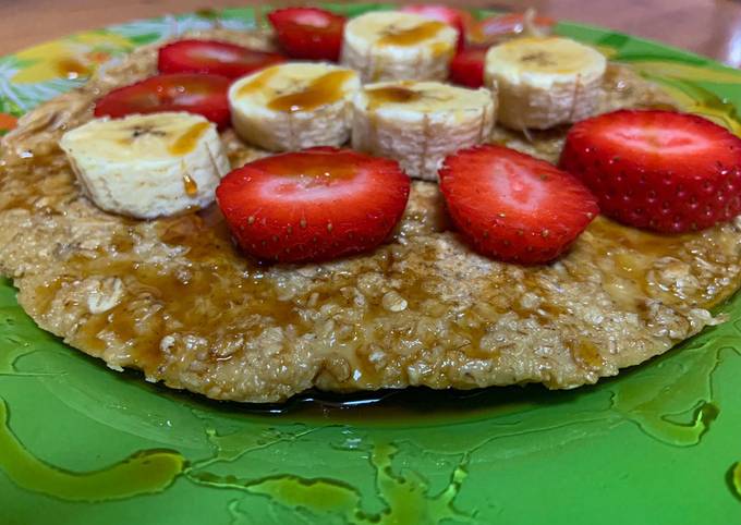 Tortitas de avena con fresa plátano y miel de Palma Receta de Haridian