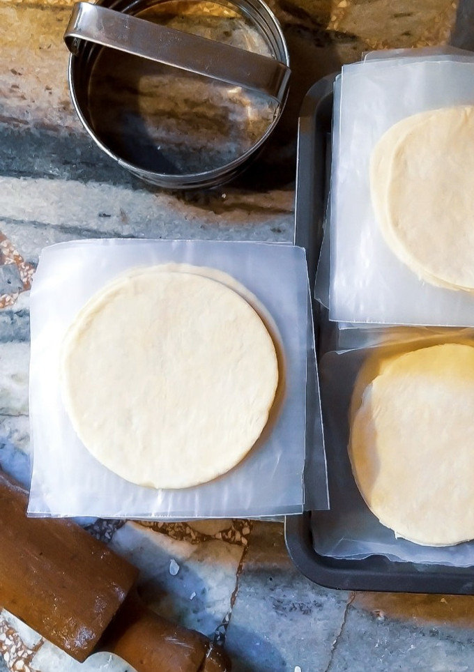 Una foto de Masa para empanadas de horno y fritas