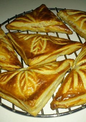Une photo de Chaussons salés 🍴