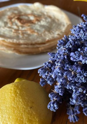 Une photo de Crêpes au lait d’amande et à la fleur d’oranger