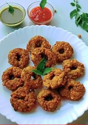 स्प्राउट्स वड़ा /अंकुरित वड़ा रेसिपी मुख्य फोटो