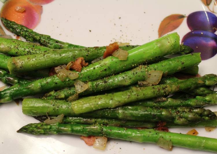 Simple Way to Prepare Appetizing Asparagus and Bacon