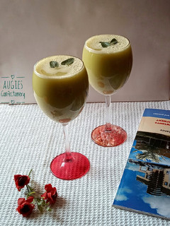A picture of Cucumber and ginger drink.