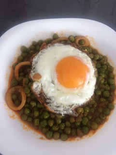 Una foto de Guisantes con pota