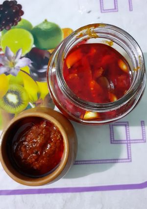 टोमॅटोचे लोणचे (Tomato Lonche Recipe In Marathi) रेसिपी चे मुख्य फोटो 