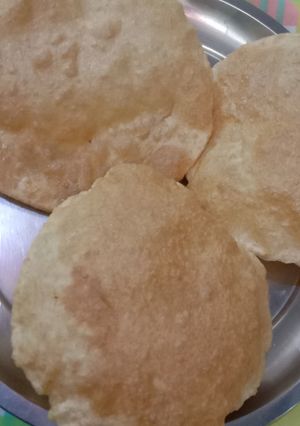 A picture of Wheat poori.